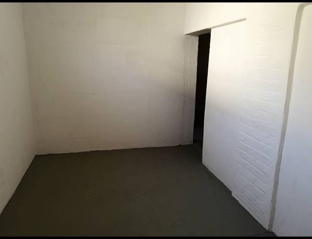 268M² RETAIL FOR SALE IN WHITE RIVER CENTRAL